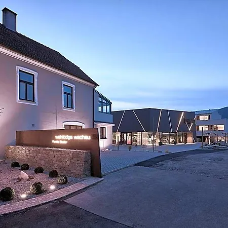 Frühstückspension Weinlodge Siedler 3*