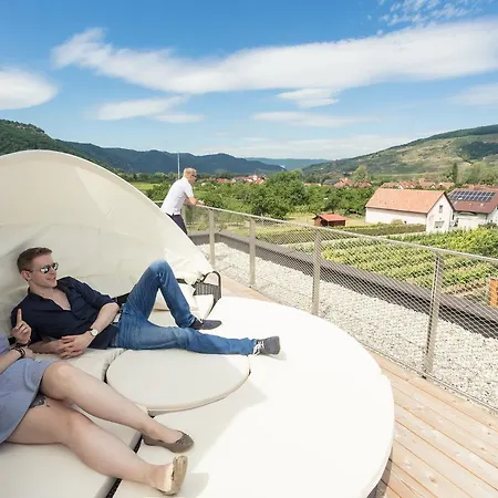 Frühstückspension Weinlodge Siedler 3*